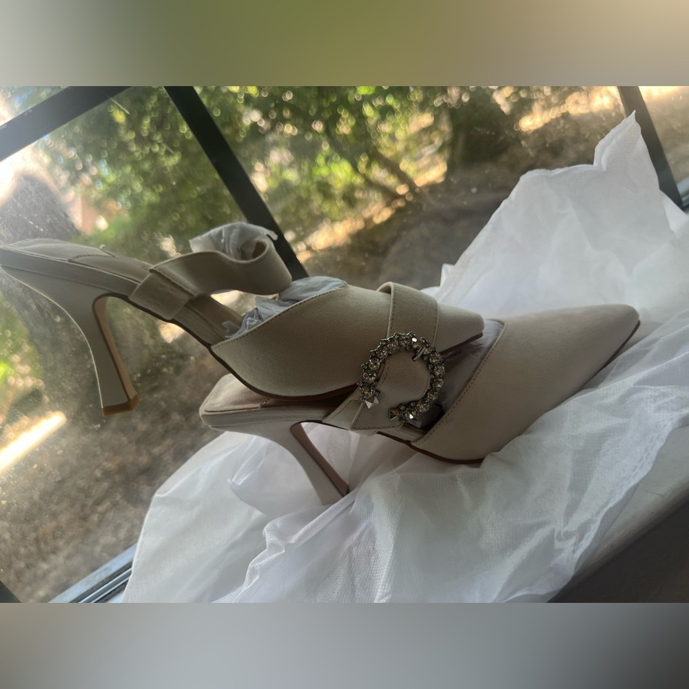 Elegant Beige Women's Heels